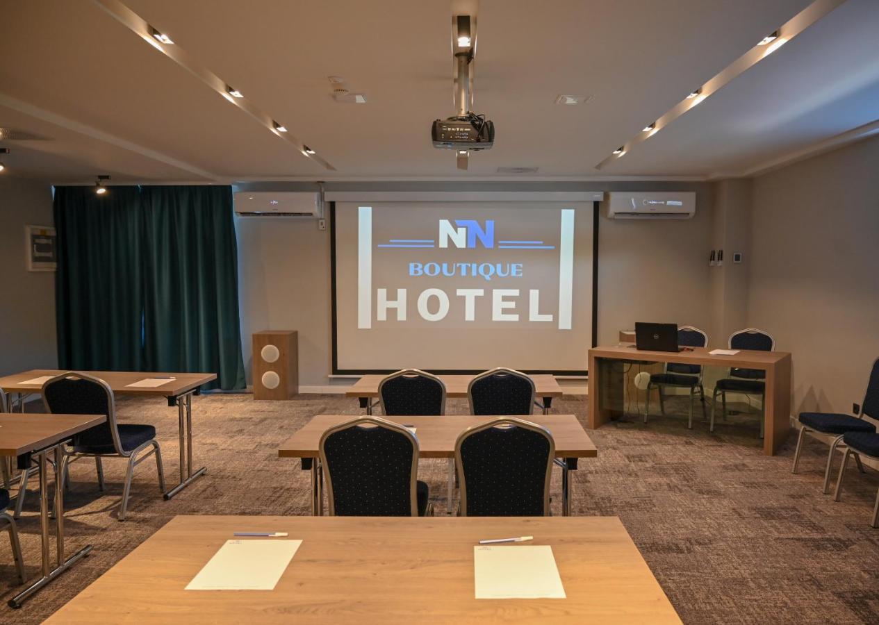 Nn Boutique Hotel Tiszaújváros Exterior foto